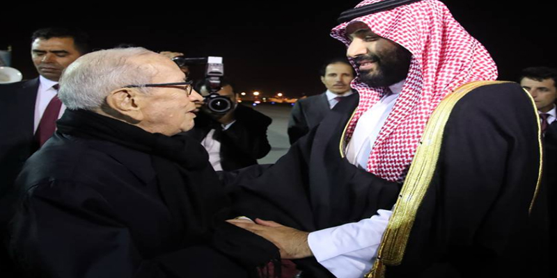 ولي العهد السعودي يغادر تونس بعد زيارة استمرت لساعات